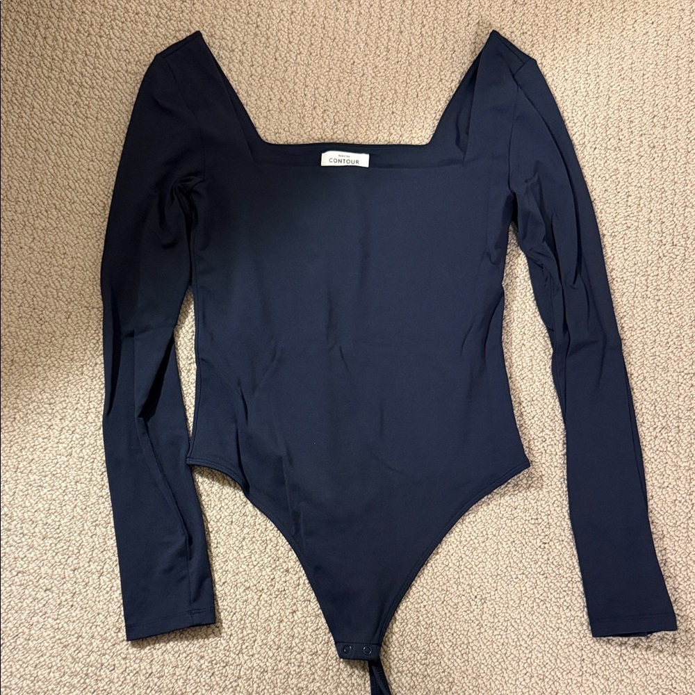 Aritzia Babaton Contour Bodysuit